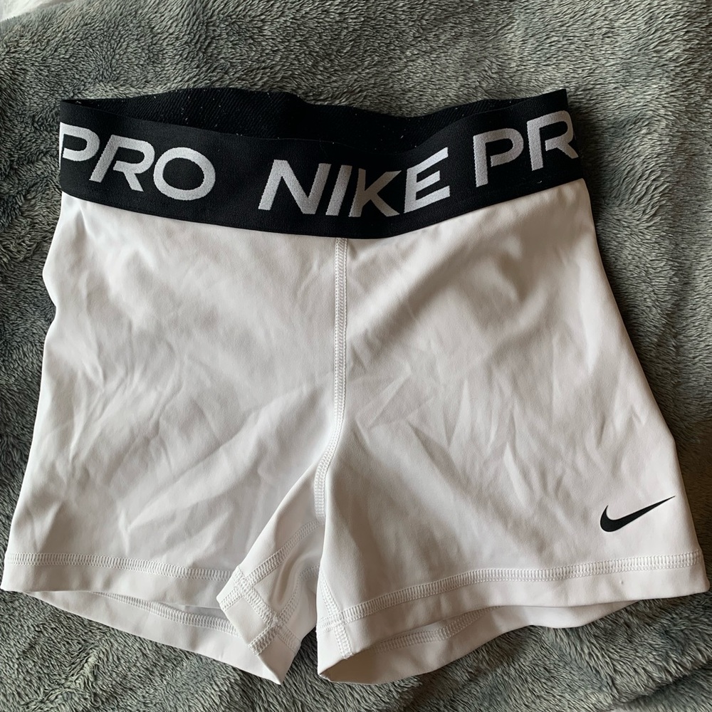 Size small white Nike pro spandex only worn less than a handful of times